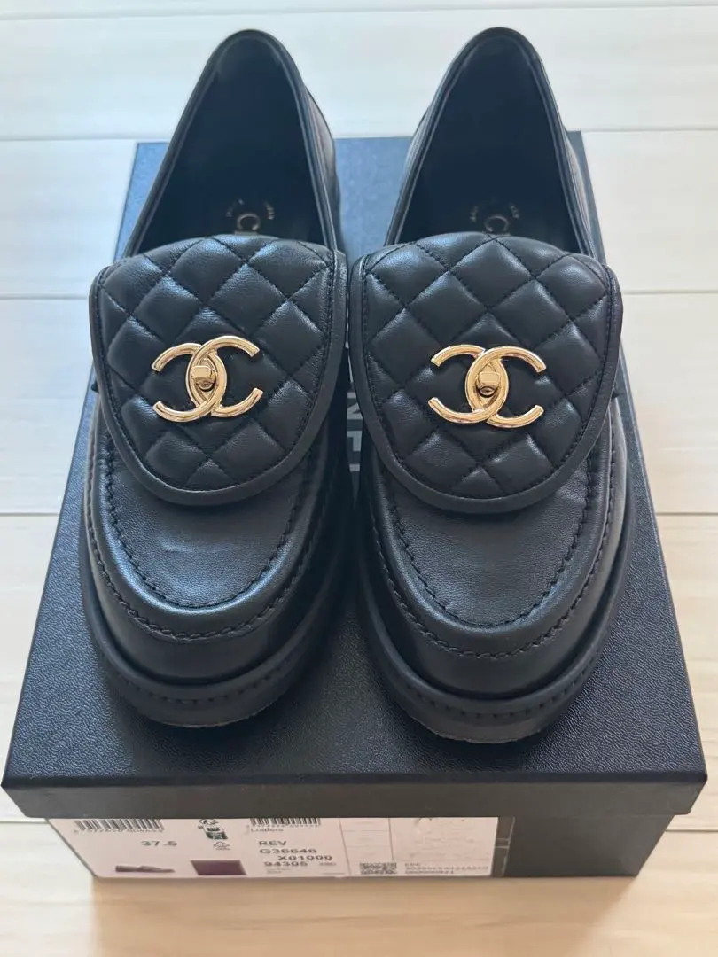 2026年最新】シャネル ローファー ターンロックの人気アイテム - メルカリ