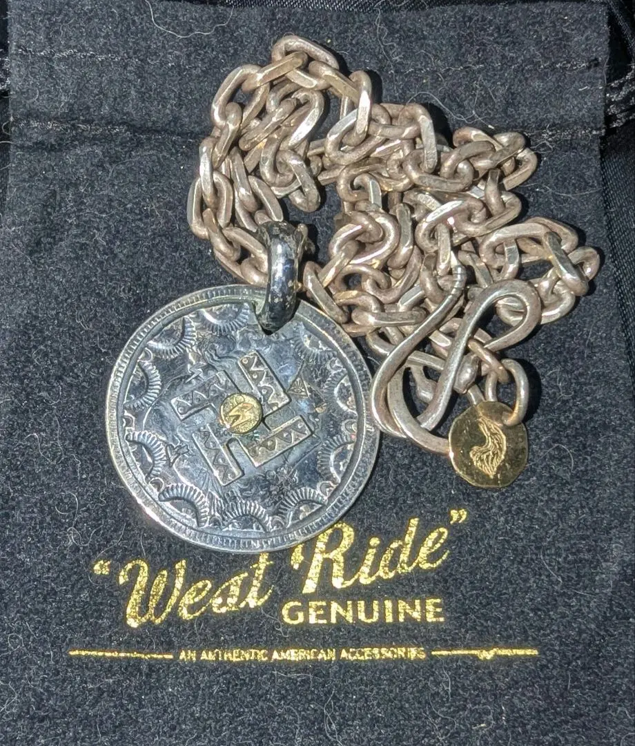 2026年最新】ラリースミス キーホルダーの人気アイテム - メルカリ