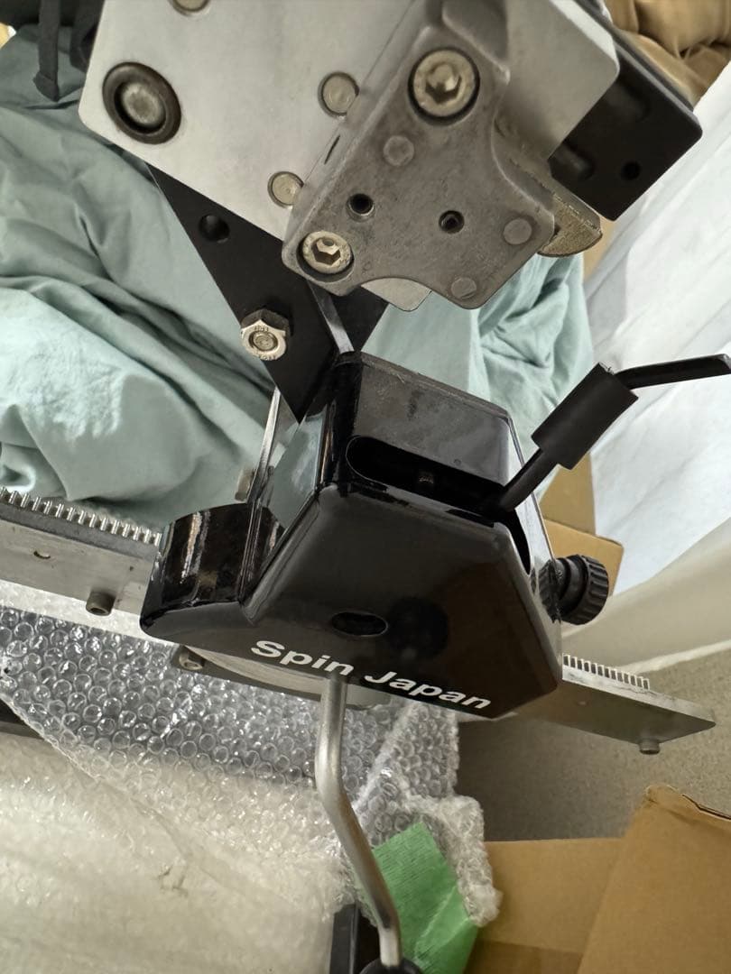 ガット張り機　ばね式　spin japan製 手動ストリングマシン ガット張り機 バドミントン テニス 両用 ガット