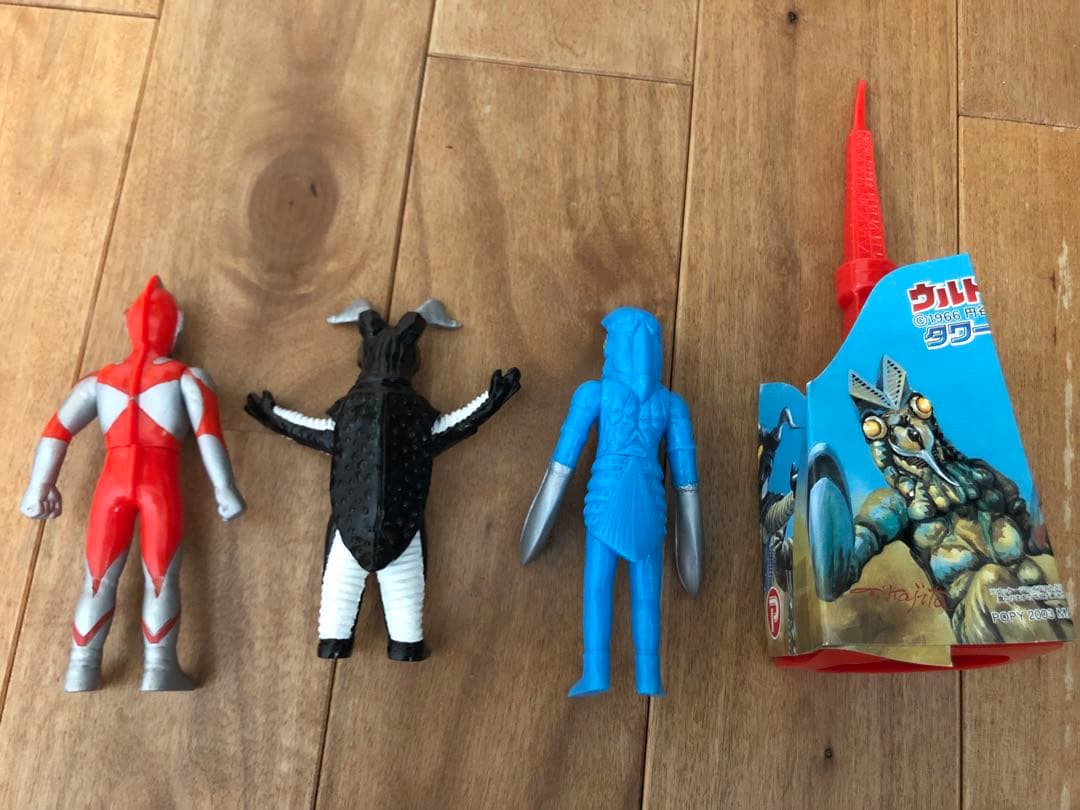 ウルトラマン タワーセット バルタン星人 ゼットン ソフビ - メルカリ