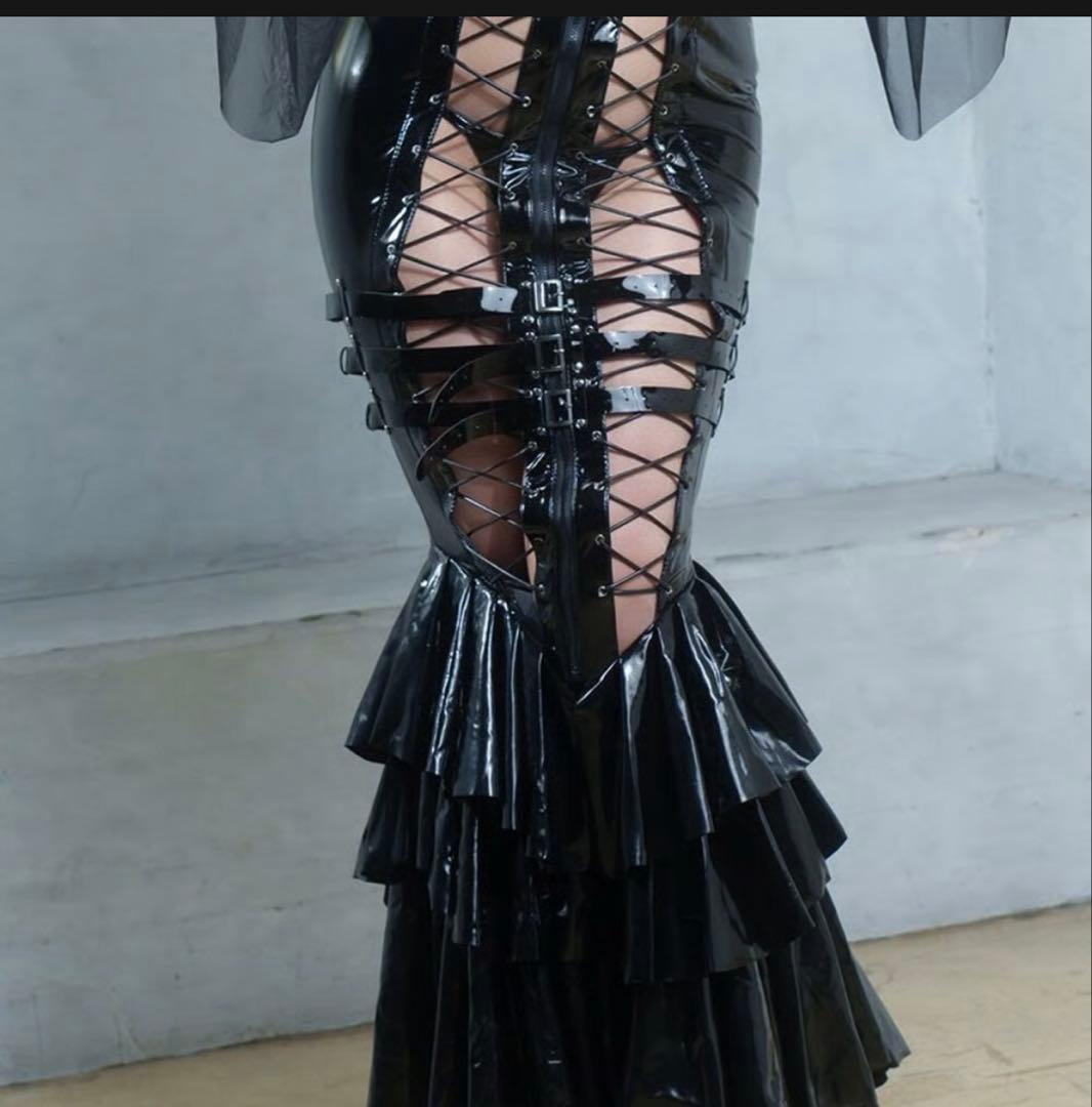 ゴスロリ 伯爵夫人 ゴシックエナメルマーメイドワンピース ブラック