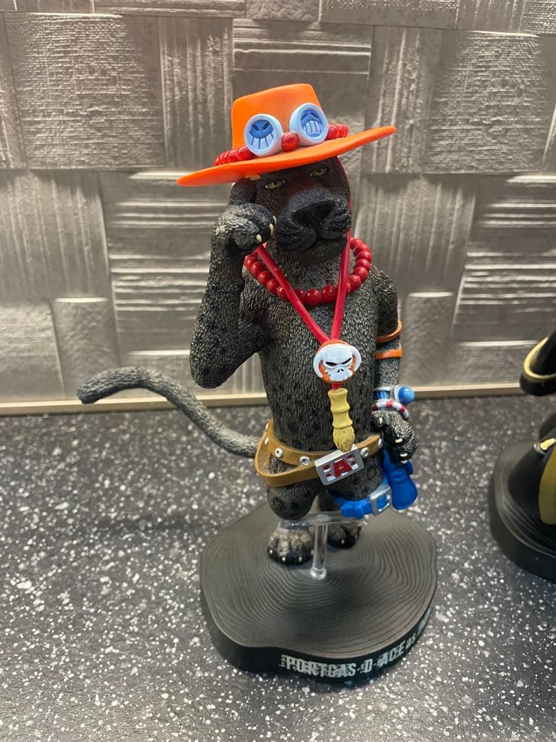 ワンピースフィギュアーツZERO 黒ひげ エース朝隈俊男 - メルカリ