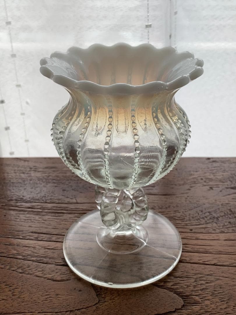 ✨SALE✨オールドフェントン花瓶　薊　オパールセントガラス　置物　アンティーク 50s オールドフェントンFenton グリーンオパールセントガラス