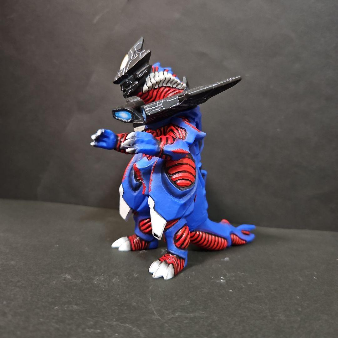 ウルトラ怪獣ソフビ ゾルギガロガイザ リペイント完成品 - メルカリ