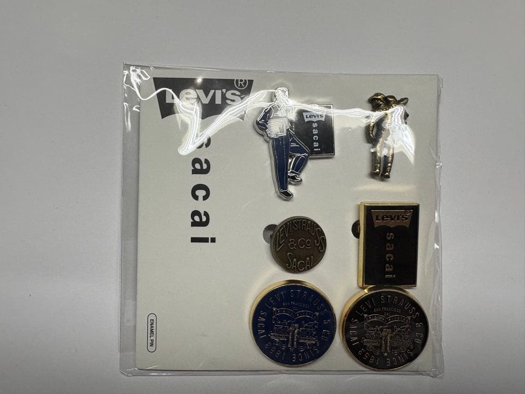 sacai x LEVI'S Pins #1-#6 