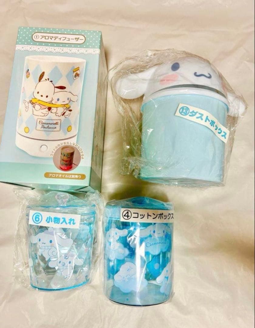 シナモンロール くじ 肩ズン カード、シール 他 50枚以上 シナモンロール くじ 肩ズン カード、シール 他 50枚以上 シナモン