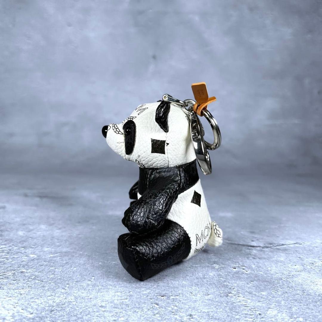 MCM エムシーエム パンダ チャーム バッグチャーム キーホルダー