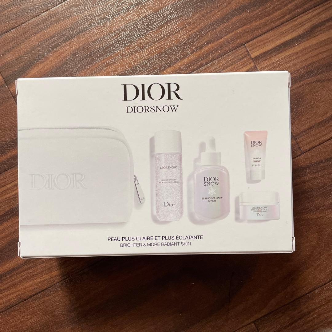 新品 新商品 ディオール スノー エッセンスコフレ（数量限定） - メルカリ