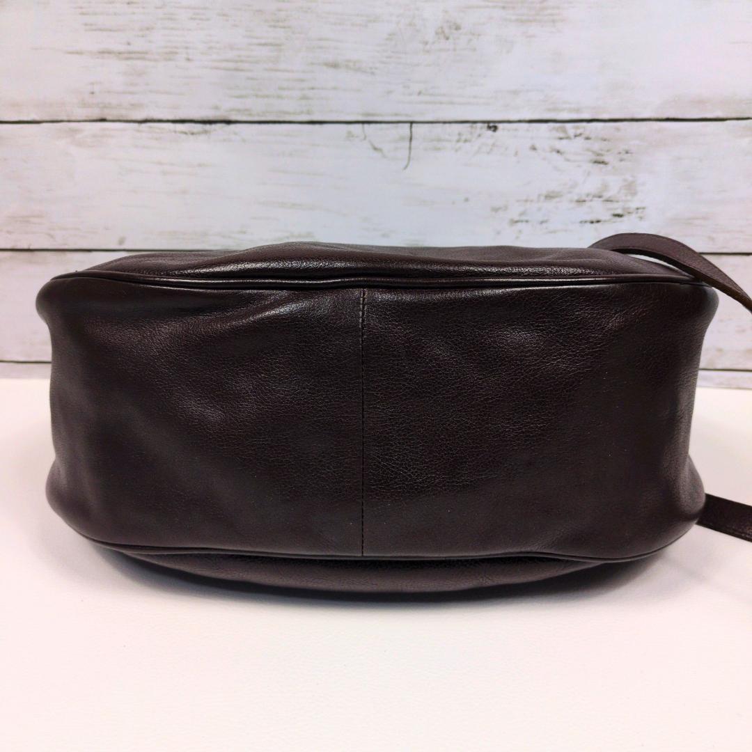 イルビゾンテ ショルダーバッグ ブラウン レザー ハーフムーン 三日月