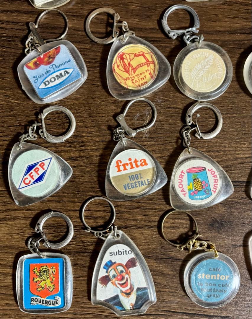 128ヴィンテージ フランス フレンチ キーホルダー25個 - メルカリ
