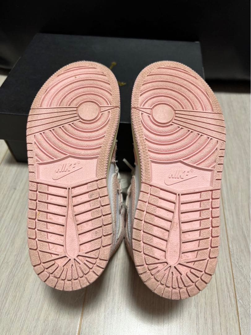 エアジョーダン1 ウォッシュドピンク　18.5cm