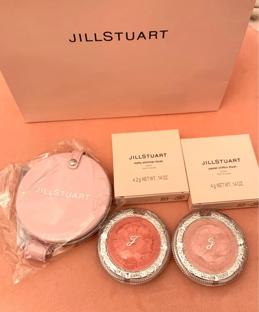 ジルスチュアート　メルティシマーブラッシュ01&パステルシフォンブラッシュ01 JILL STUARTのパウダーチークを徹底比較】パステルシフォン ブラッシュ