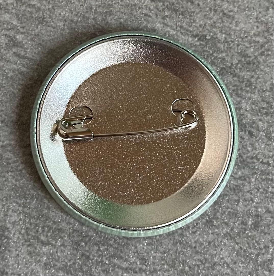 新品未使用 ニコラ・テスラ ホログラム缶バッジ コンパス コンパス