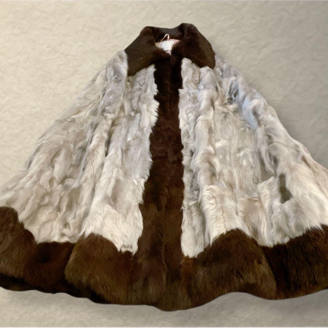 巻き毛ラム×ラビット ケープコート グレー×ブラウン リアルファー 裏地難あり 巻き毛ラム×ラビット ケープコート グレー×ブラウン リアルファー 裏地