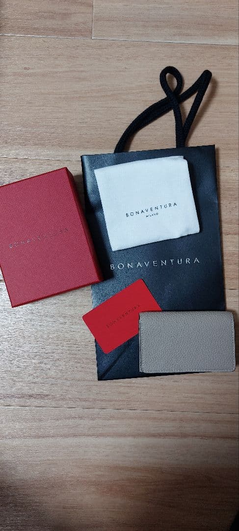 BONAVENTURA 名刺入れ 未使用 上質なレザーの名刺入れ / カードケース / カードホルダー – イタリア