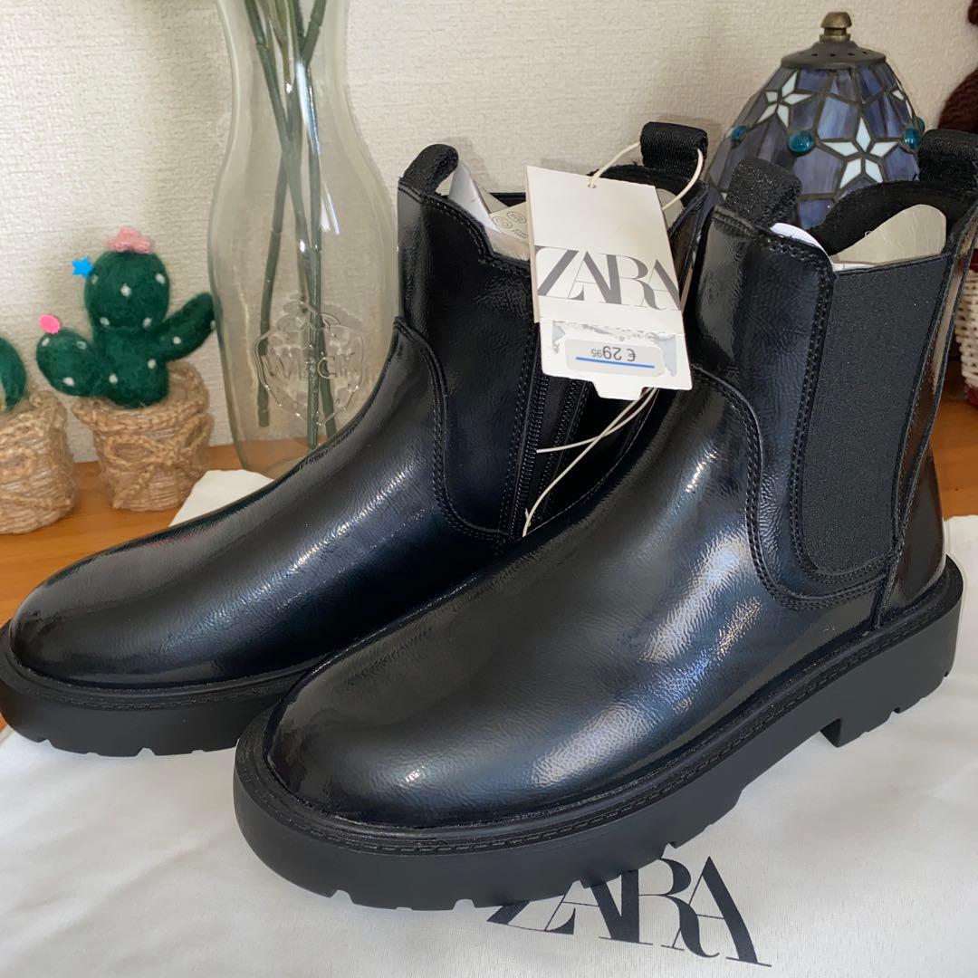 ZARA ブラック サイドゴアブーツ - メルカリ