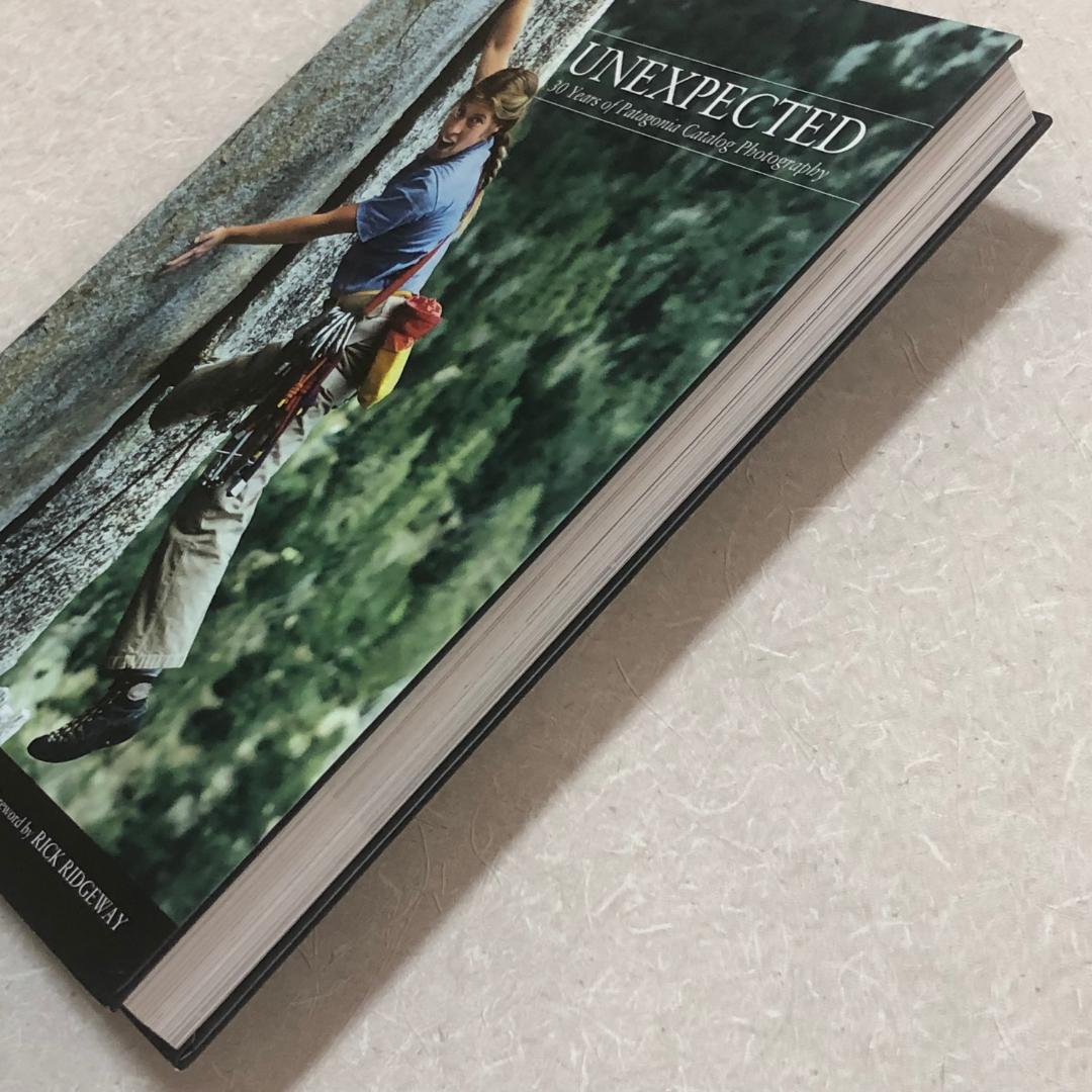 貴重な逸品‼️ パタゴニア 記念本 Unexpected 日本語版 - メルカリ