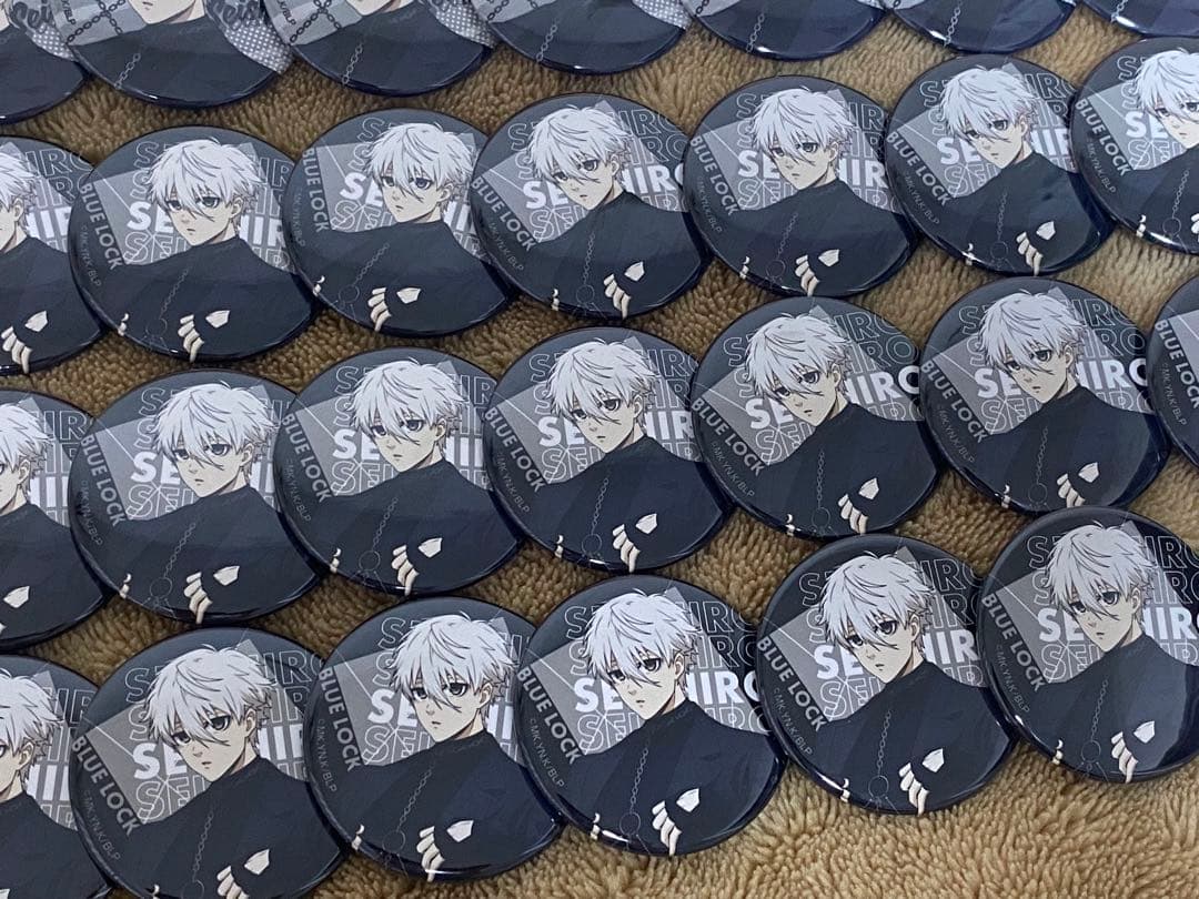 ブルーロック凪誠士郎ハーネス缶バッジ42個