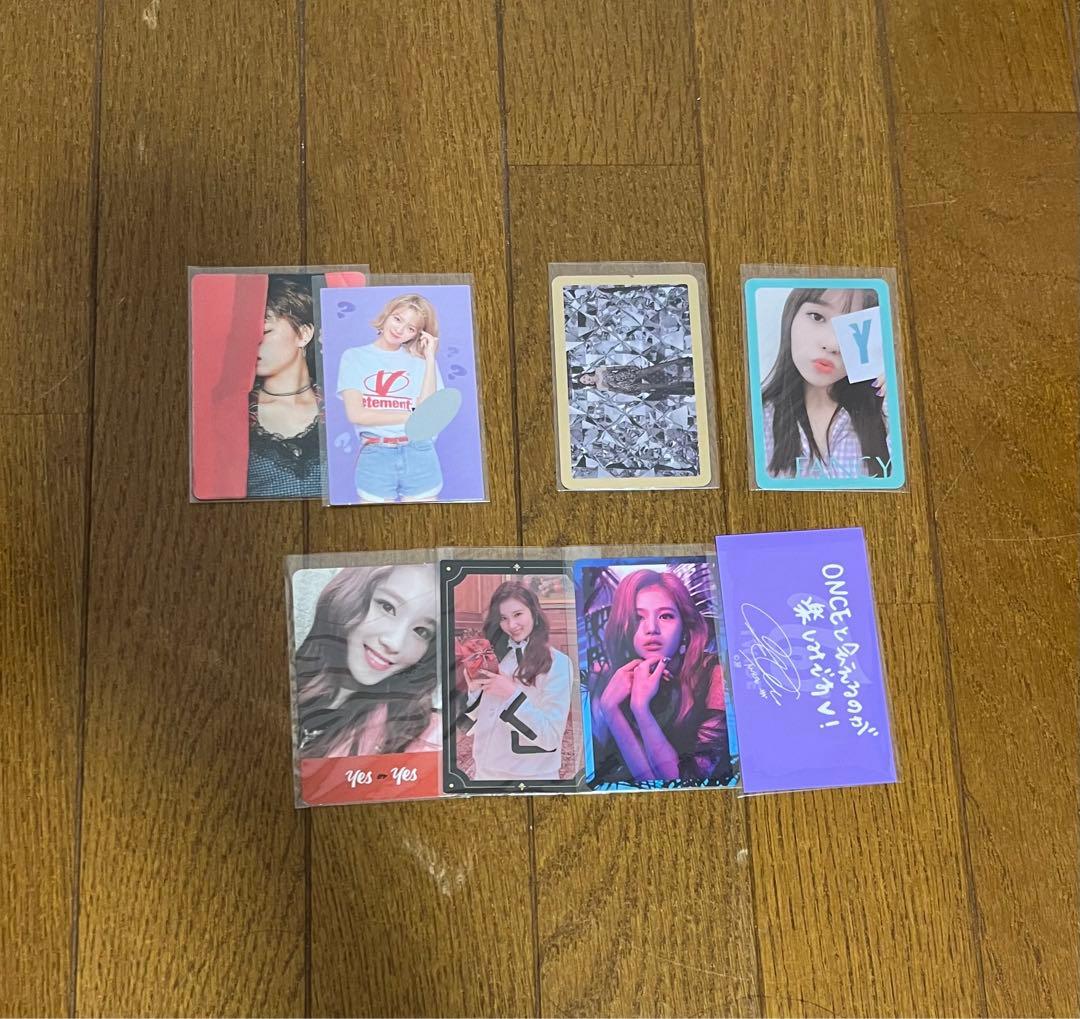 TWICE アルバム CD まとめ売り トレカ・特典付き - メルカリ