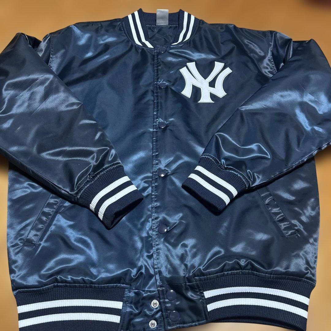 New York Yankees スタジャン　stadium jacket New York Yankees Nylon Sage Green Stadium Jacket – New Era Cap