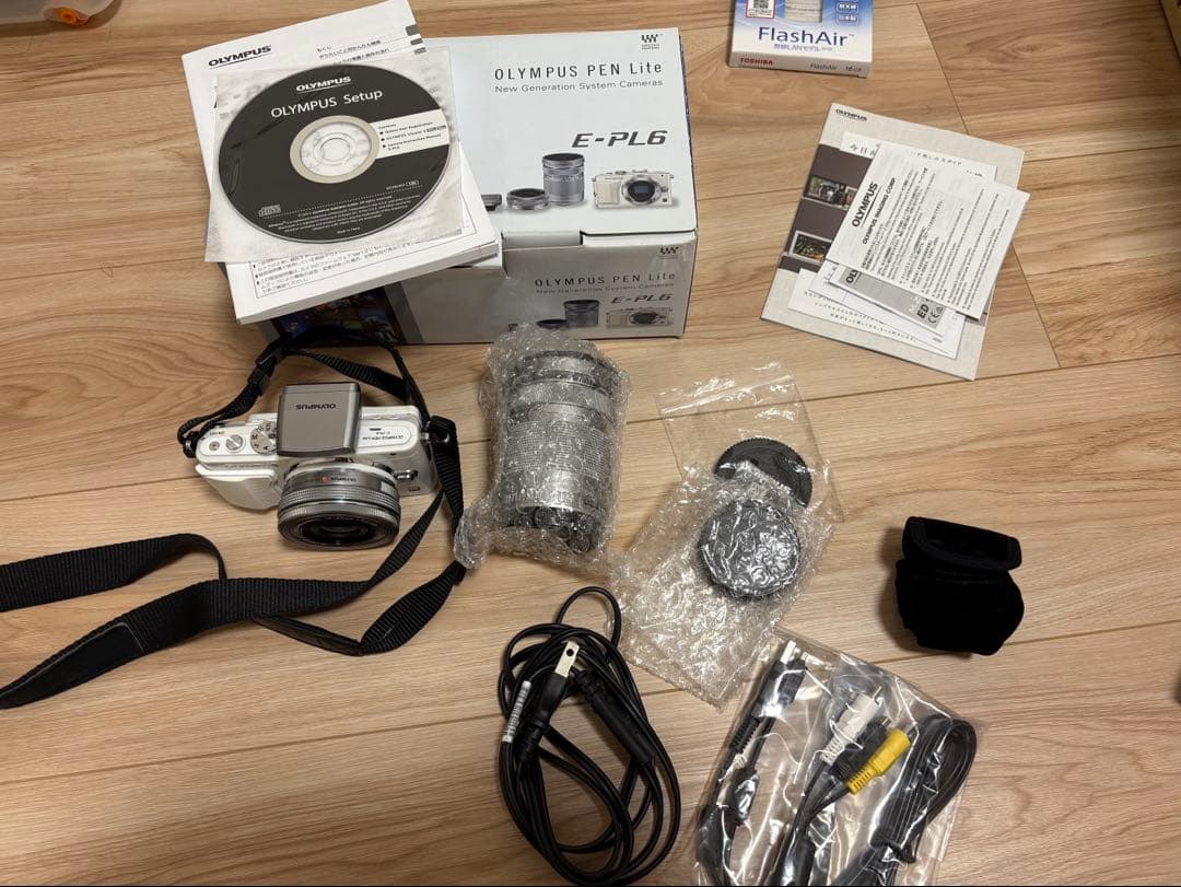 OLYMPUS E-PL6 デジタル一眼レフカメラ Amazon | OLYMPUS ミラーレス一眼 PEN Lite E-PL6 レンズキット レッド