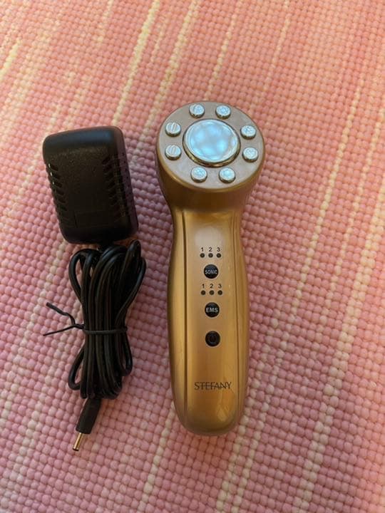 銀座スティファニー 美顔器とマッサージジェル 化粧品・スキンケア・サプリメントの通販 - 銀座ステファニー化粧品