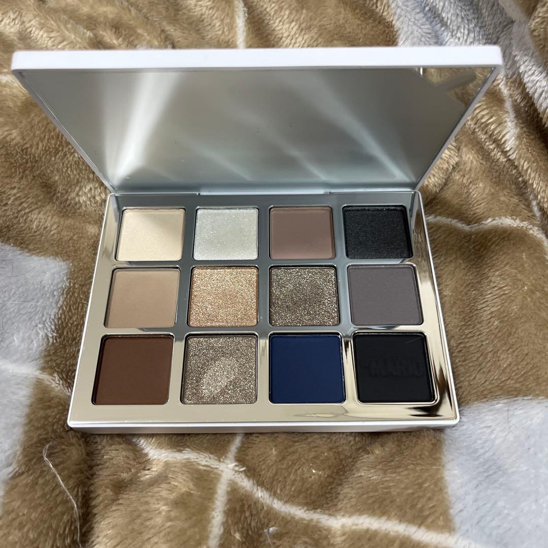 BY MARIO アイシャドウパレット 12色