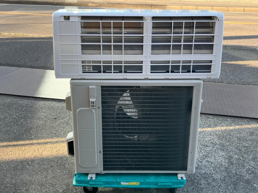 愛知岐阜/送料込☆三菱 2.2kWエアコン(6畳)SRK22RX-W 2020年 - メルカリ