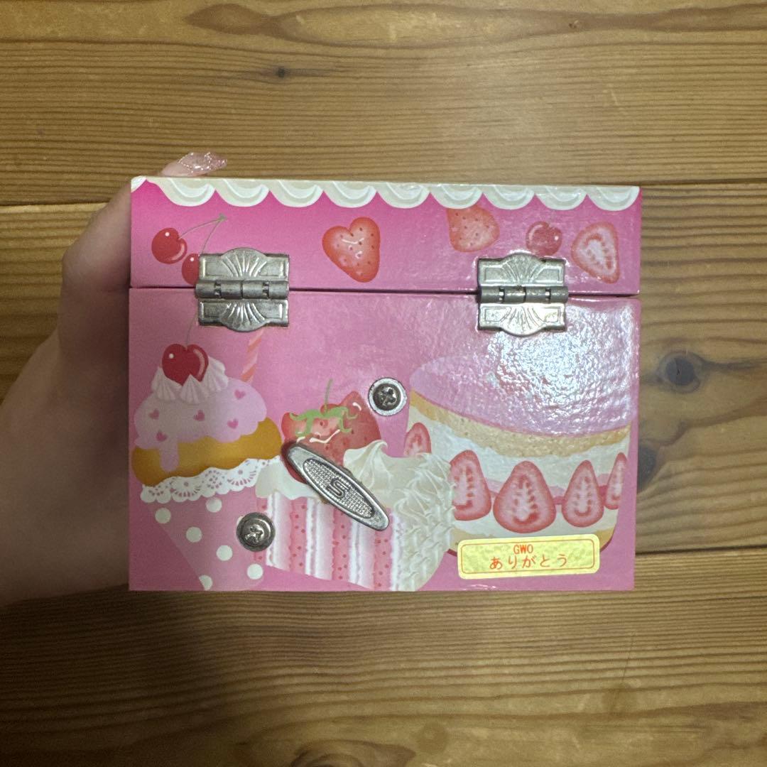 レア】キティちゃん オルゴール - メルカリ