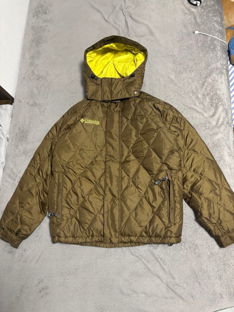 Columbia ダウンジャケット　キルティング　puffer ダイヤモンド Columbia（コロンビア） ダウンジャケット ダウン 「Columbia」Puffect