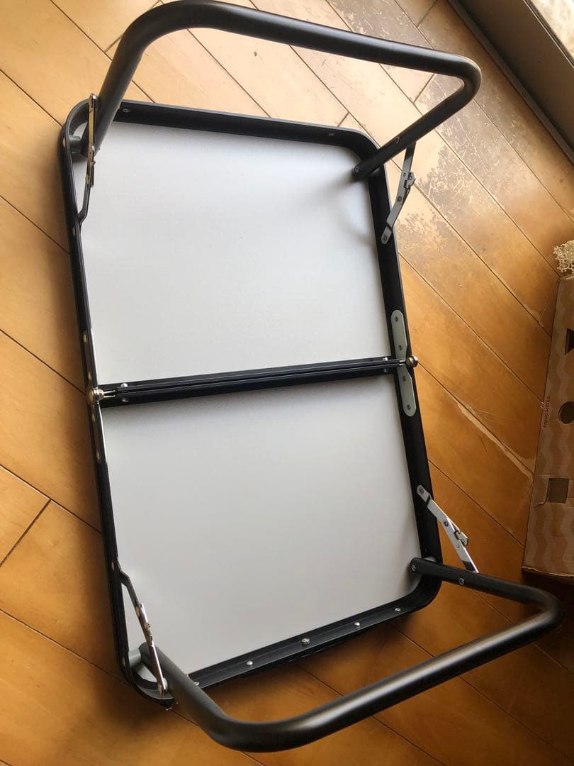 ヒステリックグラマー 2022年EARLY SUMMER ノベルティ机 - メルカリ