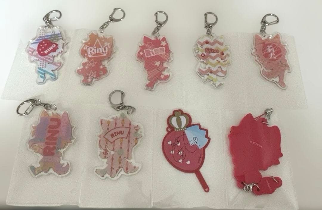 すとぷり 莉犬くん アクリルキーホルダー ラバーストラップ うちわ