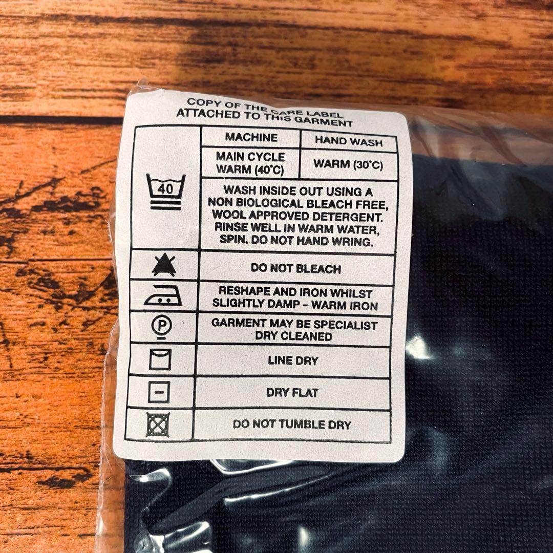 新品タグ付】ジョンスメドレー Vネックニット ASHMOUNT ネイビー M