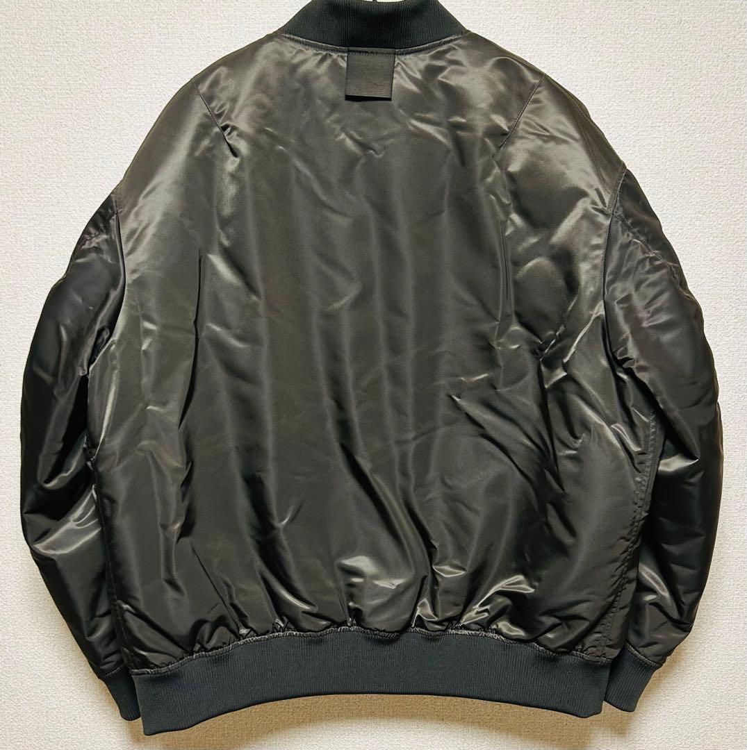 UNIQLO+J 】美品 ハイブリッドダウン オーバーサイズMA-1 - メルカリ