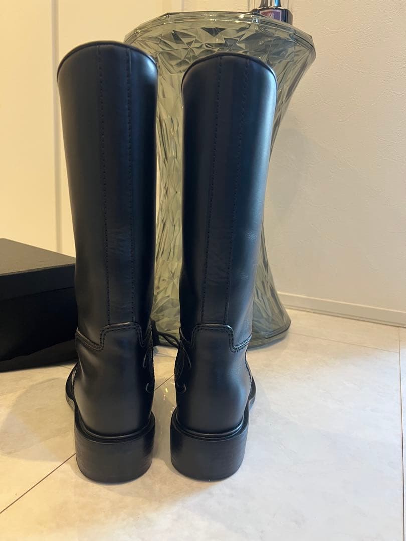 シャネル　レザーブーツ　36.5 中古・古着通販】CHANEL (シャネル) ココマークレザーブーツ ブラック