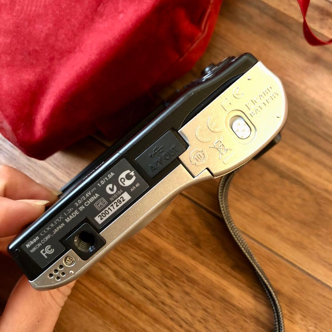 Nikon COOLPIX L26 シルバー デジタルカメラ ケース付 - メルカリ