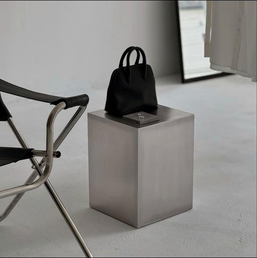 ステンレス スクエア サイドテーブル スツール　モダン　シンプル　アート 楽天市場】ステンレス スクエア サイドテーブル スツール H40 W30【ART