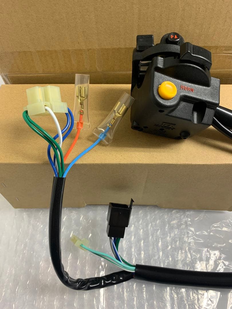 CBX400F スイッチボックス 左右 セット CBX550F CBX スイッチ - メルカリ