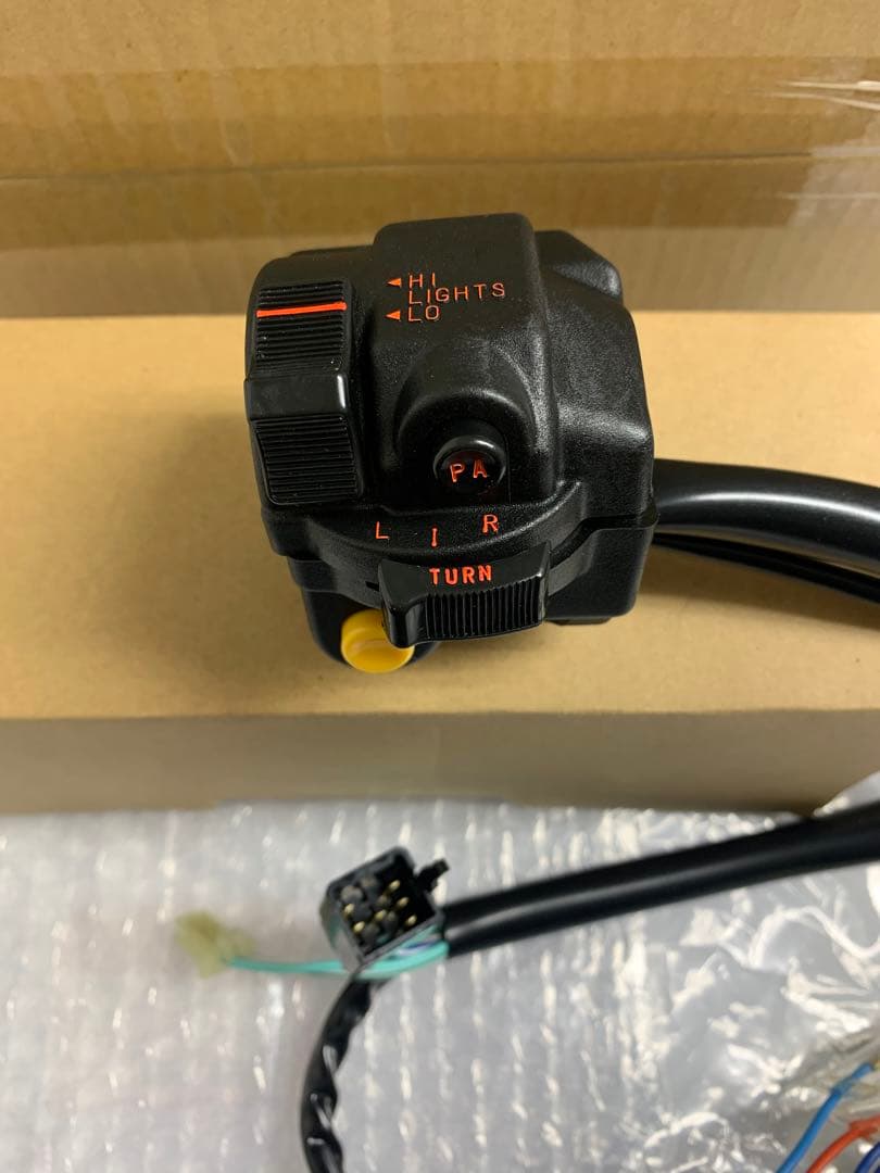 CBX400F スイッチボックス 左右 セット CBX550F CBX スイッチ - メルカリ