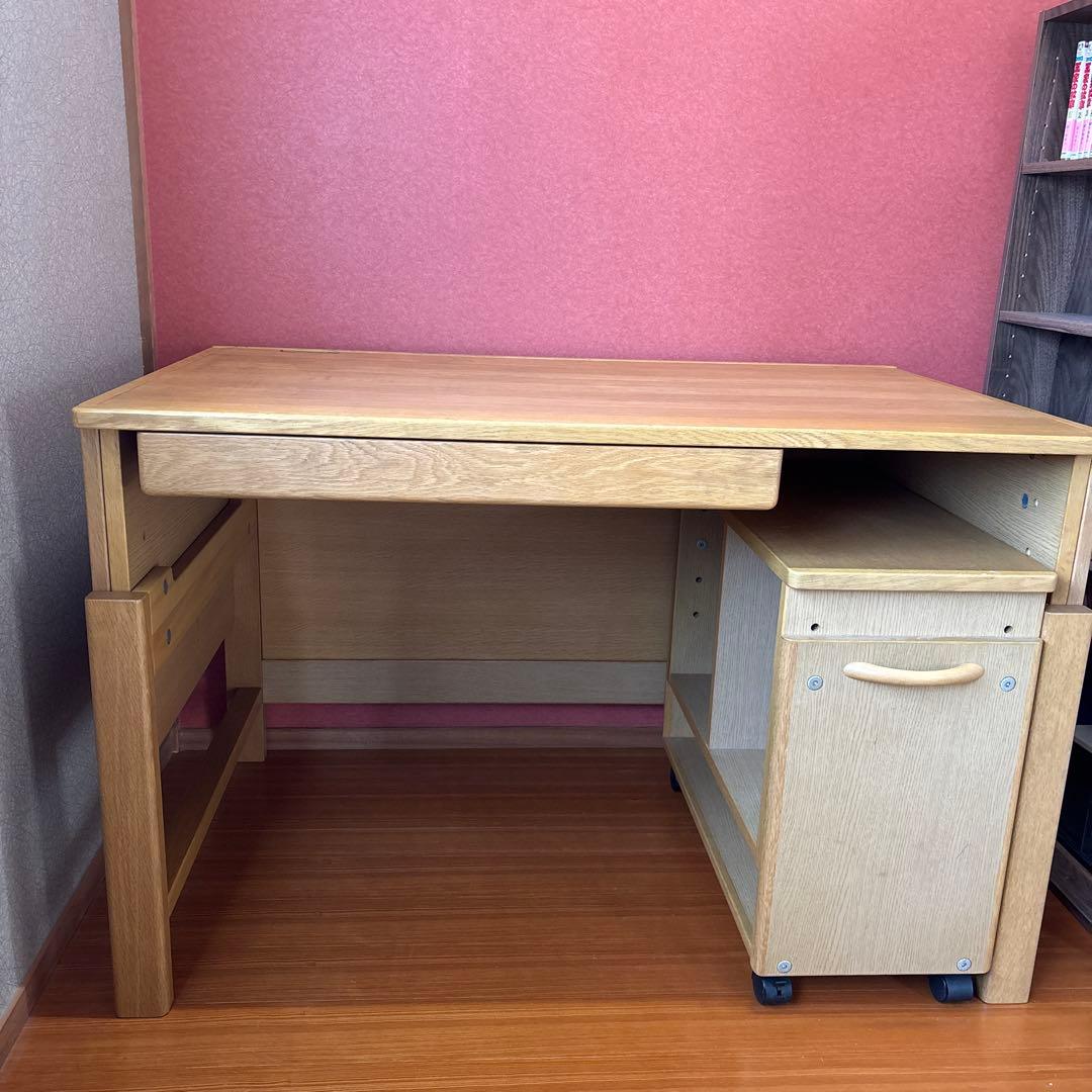 カリモクベネッセ共同開発学びデスク Karimoku×Benesse】カリモク×ベネッセ 学びデスク/学習机&成長チェア