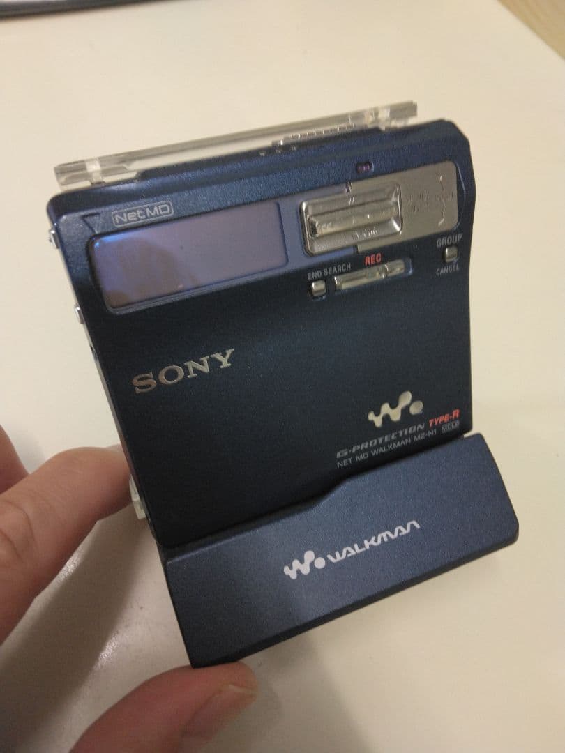 SONY WALKMAN MZ-N1 ポータブルMDプレーヤー Sony MZ-N1 [MiniDisc Wiki]