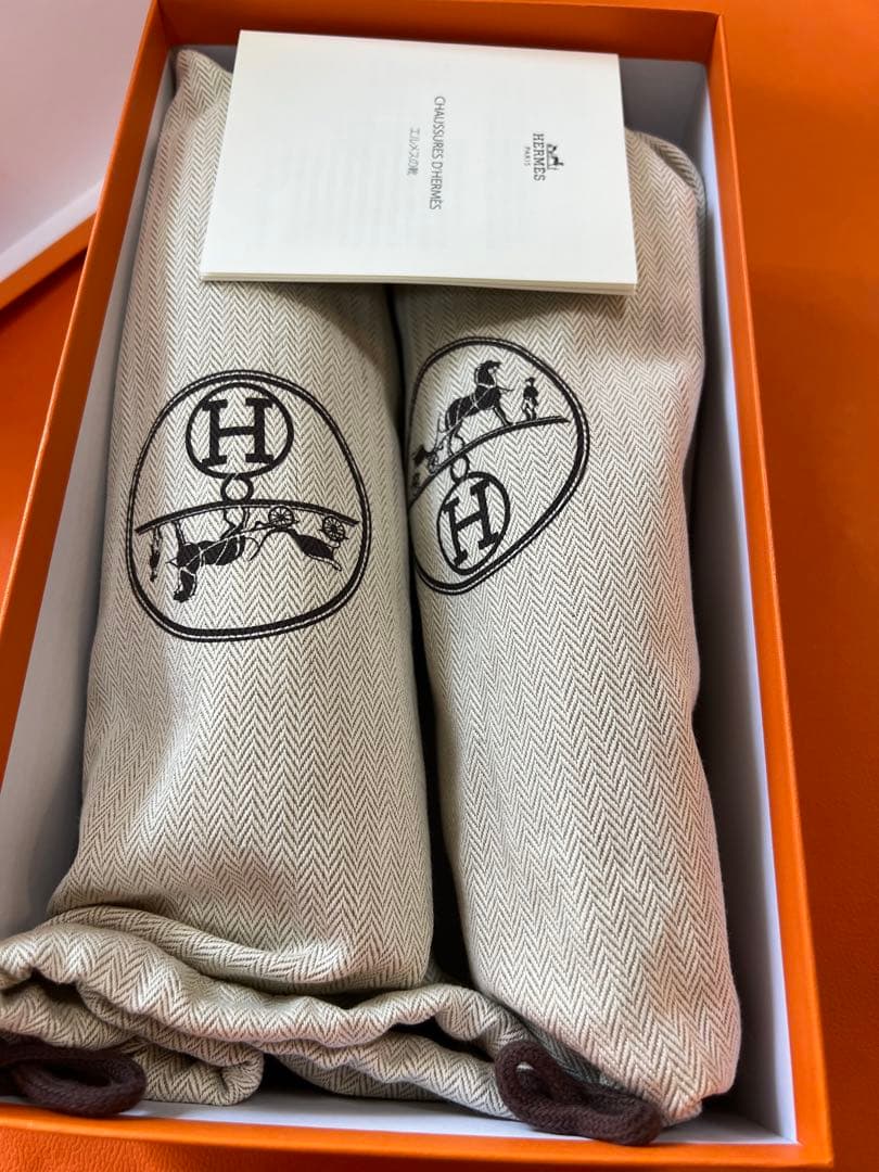 HERMES モカシン 《ジュリア》 《流行に左右されないデザイン》　サイズ37