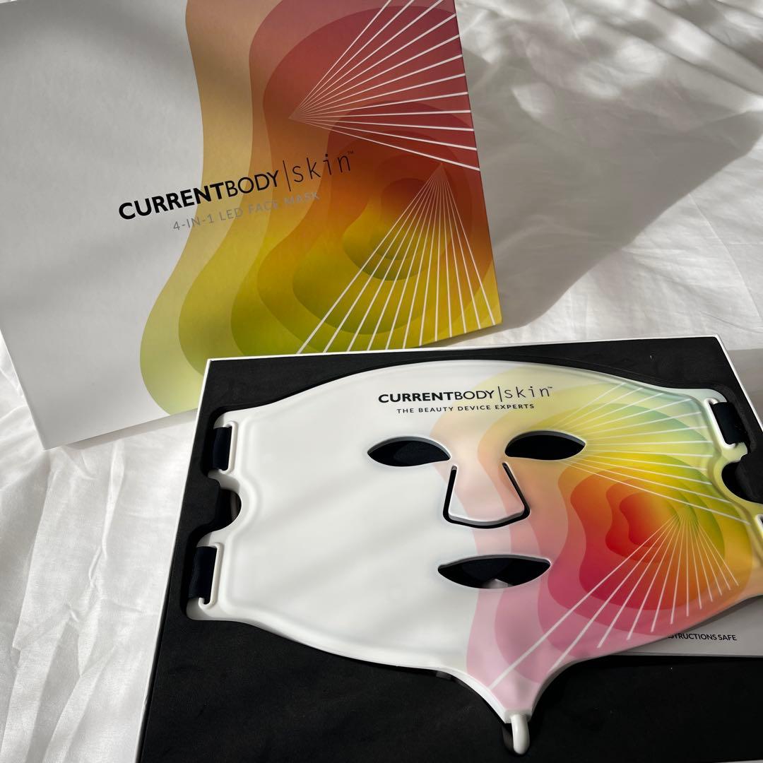 【♡COCO♡】【正規品】CurrentBody Skin LED マスク LEDブルーライトマスク ｜赤＆青LEDマスク｜ニキビケア｜アクネケア