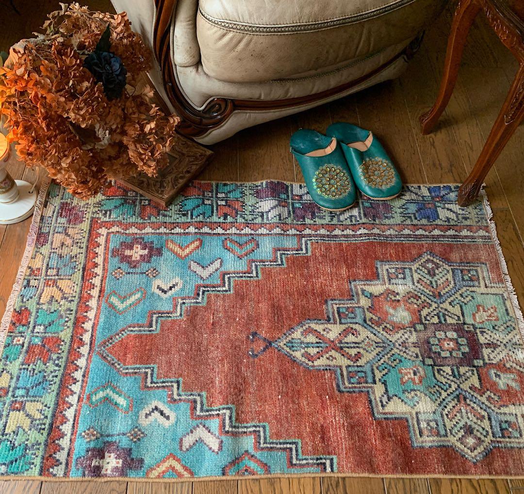 レトロブルー　テラコッタ98×62 メダリオン　トルコヴィンテージラグ トルコヴィンテージラグ 44.5×92 くすみ艶ブルー ブラウン メダリオン