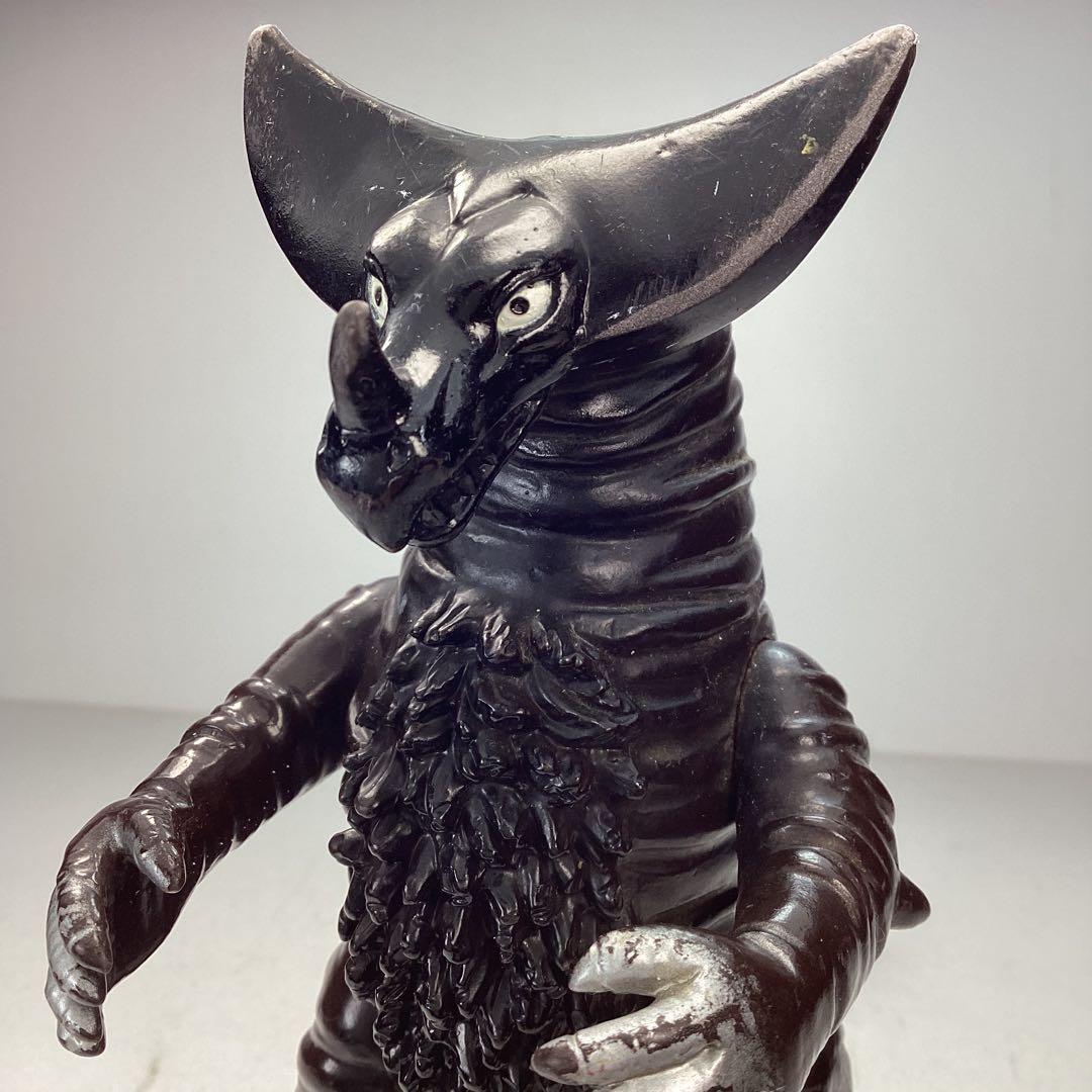 初期版 硬質ソフビ』1983 JAPAN 旧ウルトラ怪獣シリーズ ゴモラ - メルカリ