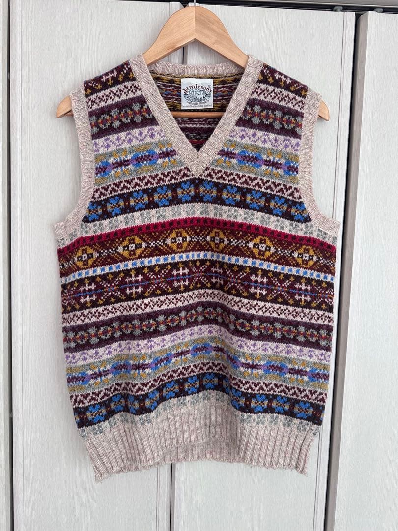 Jamieson's ノルディック柄 Vネックベスト JAMIESONS (ジャミーソンズ） フェアアイル Vネック ベスト / メンズ