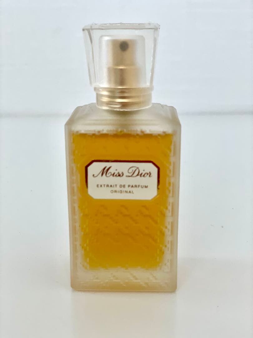 お値下げ♡廃盤 ミス ディオール オリジナル エクストレ ドゥ パルファン 3ba836b4d055d0c5f824fbd9-