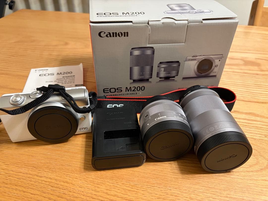 Canon EOS M200 ミラーレスカメラセット レンタル]Canon EOS M200ダブルレンズセット | レンタル終了機材を