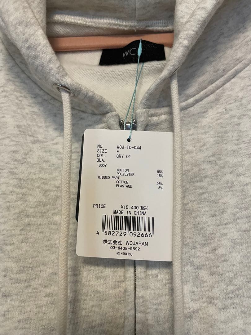 wcjミッキーマウス フードパーカー グレー 新品タグ付き - メルカリ