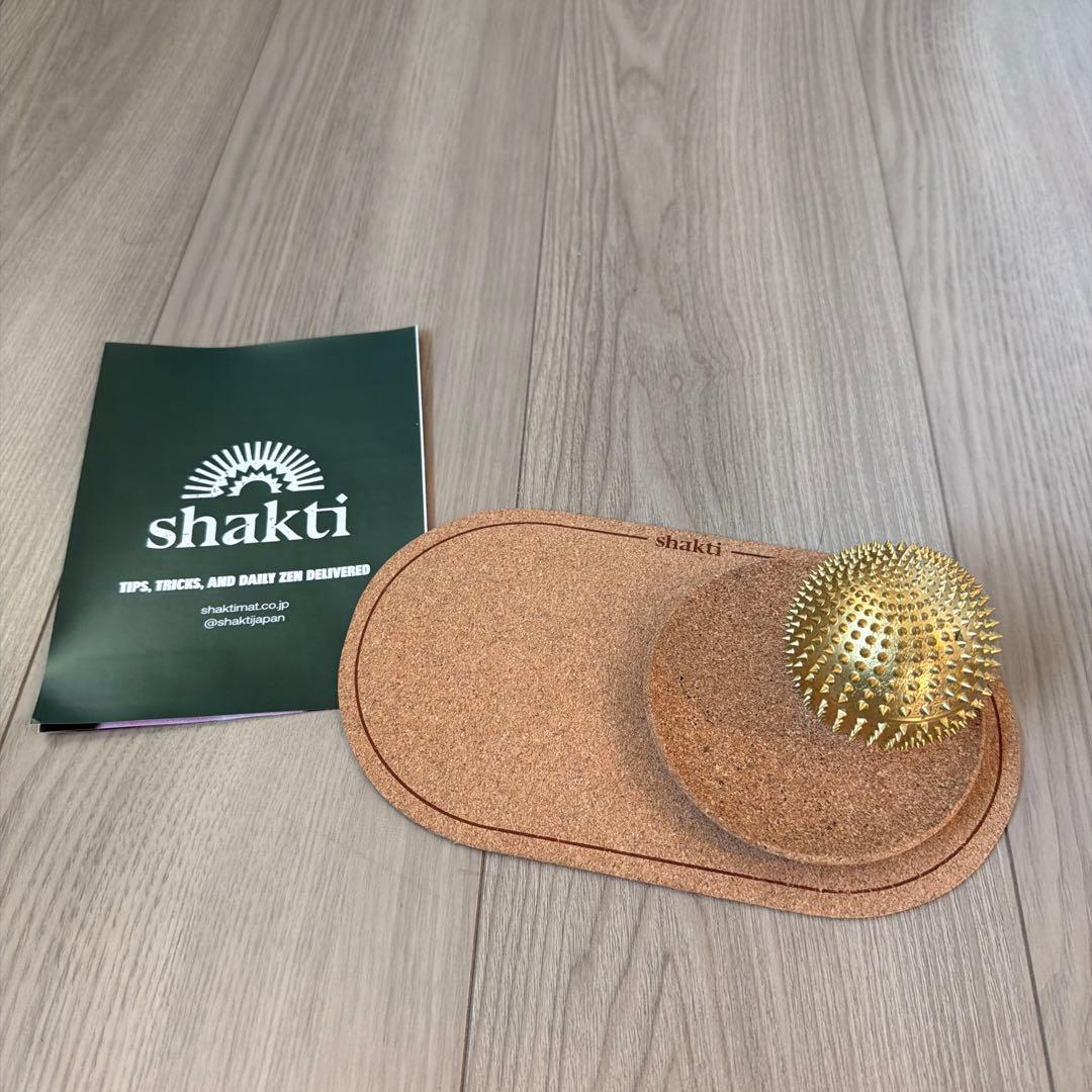shakti シャクティ ワンダーボール Amazon.com: ShaktiMat Wonderball Acupressure Massage Ball, Cast in